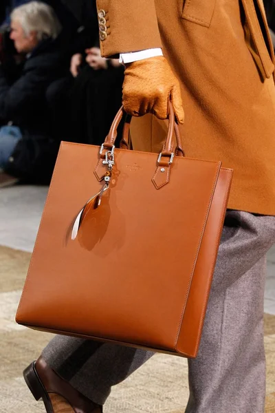 Look 9